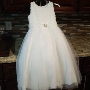 Flower girl dress, white size 10